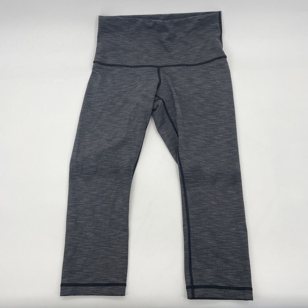 LULULEMON Wunder Under Capri Leggings Womens Size 10 Grey 20 Inch C60416